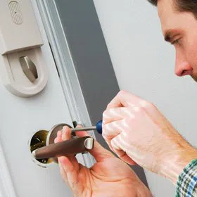 Neighborhood Locksmith Store Colorado Springs, CO 719-992-3197 - door-unlock